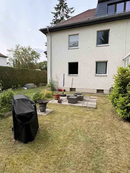 Nachmieter gesucht-Charmante 2-Zimmer-Erdgeschosswohnung mit großem Gartenanteil in Berlin-Kladow — photo 1
